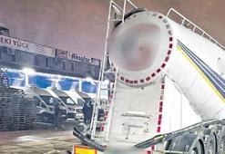 TIR'daki arıza hayattan kopardı