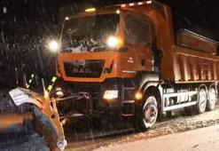 Meteoroloji uyarmıştı! Sıcaklık sıfırın altına düştü: Kent beyaza büründü