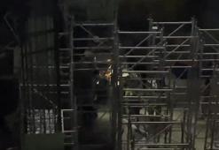 Beyoğlu'nda metro inşaatında iskele çöktü! 1 işçi hayatını kaybetti