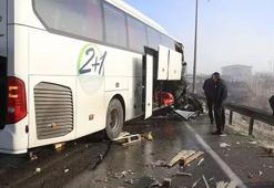 Erzurum'da feci kaza! Yolcu otobüsü ile TIR çarpıştı: 11 kişi yaralandı