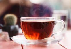Harvard uzmanından çay severlere kritik uyarı: Bu hatalar bağırsak ve karaciğeri vuruyor