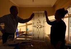 Çöpten çıkan sanat! Kırşehirli çift 30 yıldır cam kırıklarıyla gelecek inşa ediyor