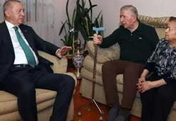 Cumhurbaşkanı Erdoğan'dan eski TBMM Başkanı Köksal Toptan'ı ziyaret etti