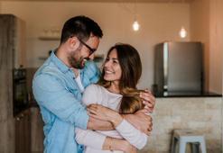 Birinin sizden hoşlandığını nasıl anlarsınız? Meğer bu kadar kolaymış