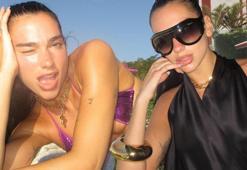 Dua Lipa Brezilya’yı salladı! Pop yıldızından peş peşe cesur kareler