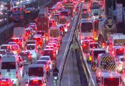 İstanbul'da trafik yoğunluğu yüzde 89'a ulaştı