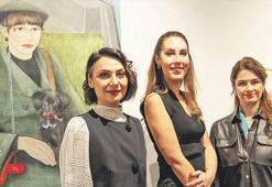 Genç sanatçılara destek oldu