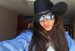 Eşref Rüya'da Demet Özdemir'in kovboy havası