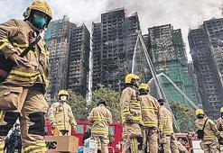 Hong Kong şokta! Gökdelen sitesinden ceset fışkırıyor