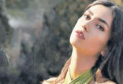 'Azra'yı oynamak zor ama güzel'