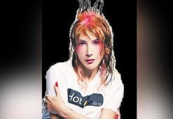 K-Pop yıldızı Hande!