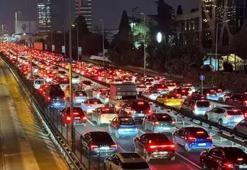 İstanbul’da trafik durma noktasında! Yoğunluk yüzde 90’a ulaştı