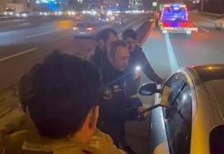 TEM'de tehlikeli anlar! Uyanmak bilmeyince ekipler baltayla müdahale etti