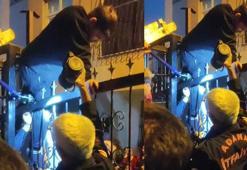 Bacağına demir korkuluk saplanan çocuk hastaneye kaldırıldı