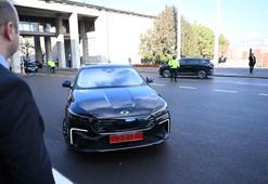 Bakan Kacır, bütçe görüşmelerine yeni model TOGG T10F ile geldi