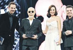 Partnerlerini yalnız bırakmadılar