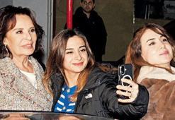 Hülya Koçyiğit’ten doğum günü esprisi: '29’a yaklaştım!'