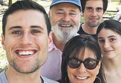 Ünlü yönetmen Rob Reiner ve eşi cinayete kurban gitti! En yakınlarındaki kişi tutuklandı