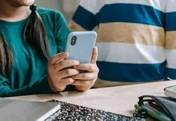 Ankara'da kız öğrencilerine müstehcen fotoğrafını gönderen öğretmen tutuklandı