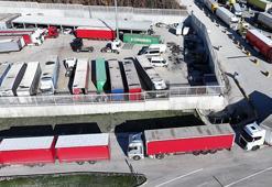 Yunanistan'daki çiftçi eylemleri sınır kapılarında tır trafiğini aksatıyor