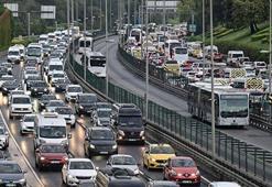 İstanbul’da yağışın etkisiyle trafik durma noktasına geldi