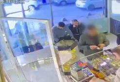 2 çocuk annesi komşusunu altınları için öldürdü! Kuyumcuda paraları böyle kontrol etmiş