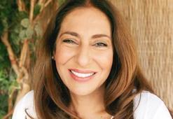 Sahnede sürpriz! Usta oyuncu Melek Baykal gözyaşlarını tutamadı