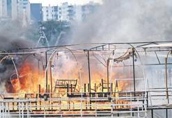 Amerikan Adası'nda olaylı yıkım