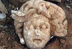 Medusa’nın Trajik Hikâyesi
