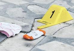 Üç aylık bebeğini 4'üncü kattan attı