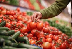 Domatesi çöpe atanlar bu yöntemi bilmiyor! İşte haftalarca taze kalmasını sağlayan yöntem