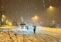 İçişleri Bakanlığı alarm verdi! Bolu–İstanbul yolunda kar etkisini artırdı, bazı yollar kapanma noktasında