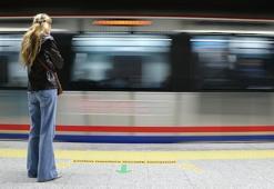 31 Aralık 2025 İstanbul'da toplu taşıma kaça kadar? Yılbaşı gecesi metro, metrobüs, marmaray, otobüs seferleri saat kaçta bitiyor?