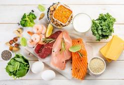 Masum sanılıyor ama bir lokması bile tehlikeli: Çiğ yenmemesi gereken 8 besin