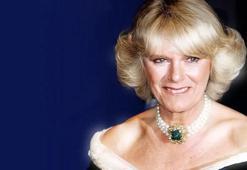 Kraliçe cinsel saldırı mağduru