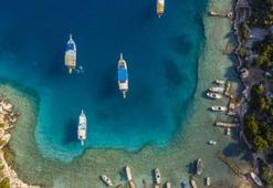 Ruslar, Almanlar ve İngilizler akın akın Antalya'ya geldi! 2025 yılını 17 milyon 122 bin 548 ziyaretçi rekoruyla kapattı