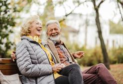 Meğer genetik değilmiş: 90 yaşında genç kalmanın sırrını uzmanlar açıkladı! Bu 3 kuralı uygulayan zamanı geriye sarıyor