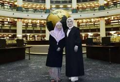 Emine Erdoğan, Malezya Başbakanı'nın eşi Wan Azizah İsmail ile bir araya geldi