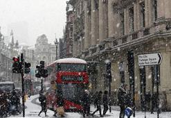 Kar fırtınası Avrupa’da can aldı
