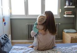 Anne ve babaların yaptığı en büyük hata! "Aferin" demeden önce bir kez daha düşünün!