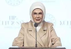 Emine Erdoğan: Hekimlik, hikmet kozasından doğmuş bir bilgelik mesleğidir