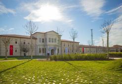 Bakan Ersoy rakam verdi: Rami Kütüphanesi'ni 7.7 milyon kişi ziyaret etti! Milyonlarca ziyaretçi, yüzbinlerce ödünç kitap, binlerce etkinlik...