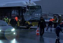 Başakşehir'de üç İETT otobüsü çarpıştı: 5 yaralı