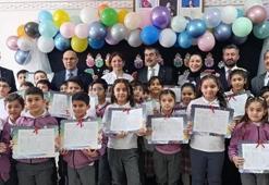Bakan Tekin’den öğrencilere karne günü mesajı: 'Tatilinizi verimli geçirin'