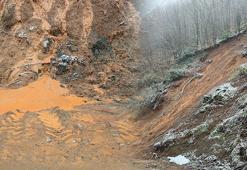 Her yağmurda biraz daha çöküyor! Muhtardan ‘köyü terk edin’ çağrısı