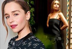 Emilia Clarke'ın yeni dizisindeki cinsel ilişki sahnesinde kaburgası kırıldı