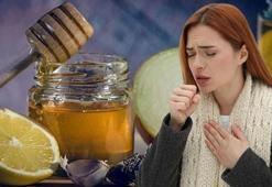 Öksürük, balgam ve ciğerdeki hırıltıyı bıçak gibi kesiyor! Evde doğal öksürük şurubu tarifi