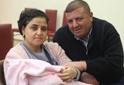 Evlat edindiler, yetmedi: 3 aylık Emine'ye de aile oldular