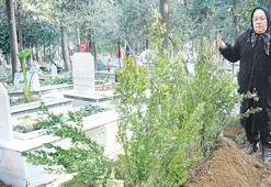 Artık bir mezarı var