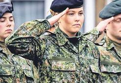 Prenses onbaşı oldu